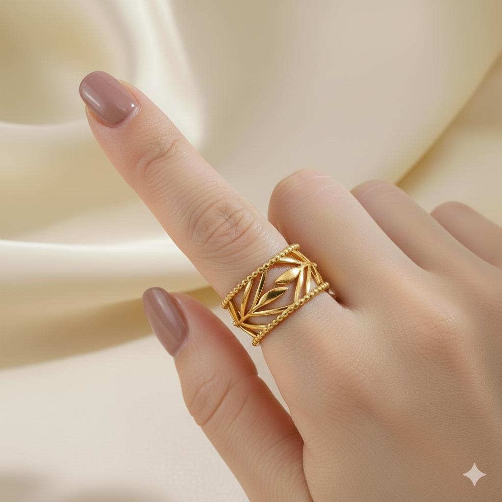 BOLD GOLD CHUNKY RING