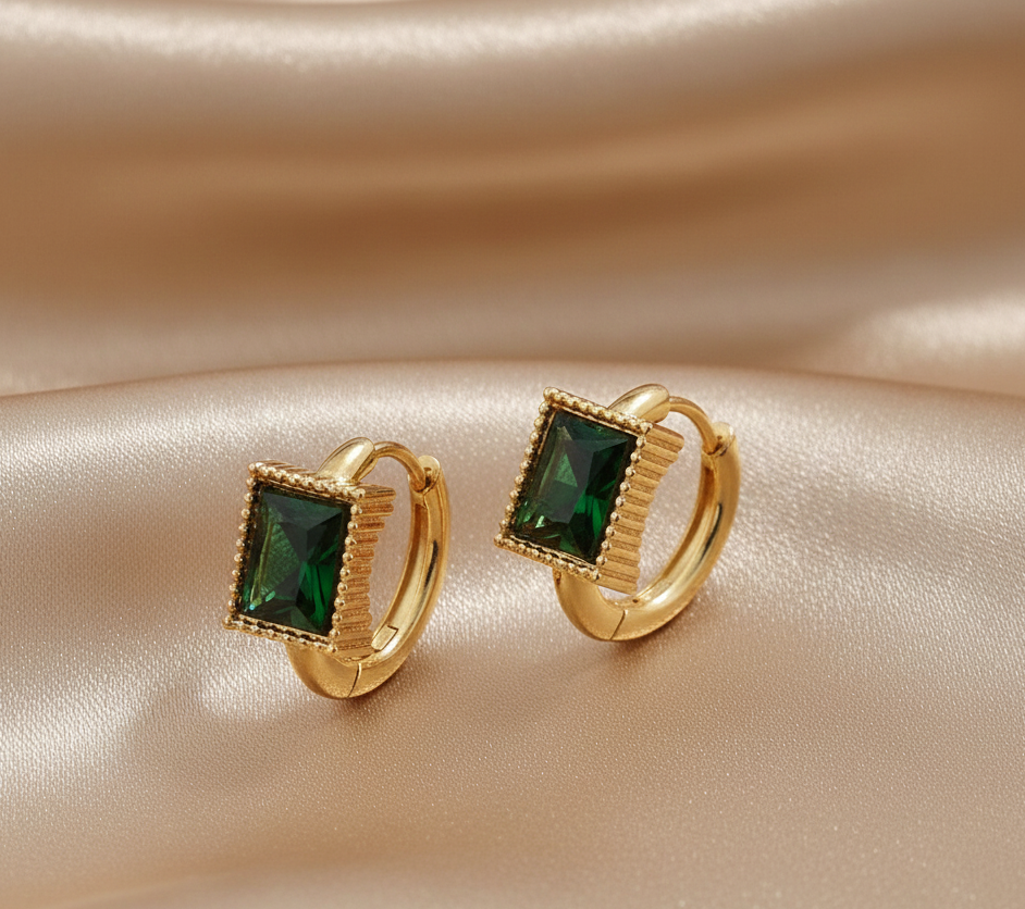 EXQUISITE GREENSTONE EARRINGS