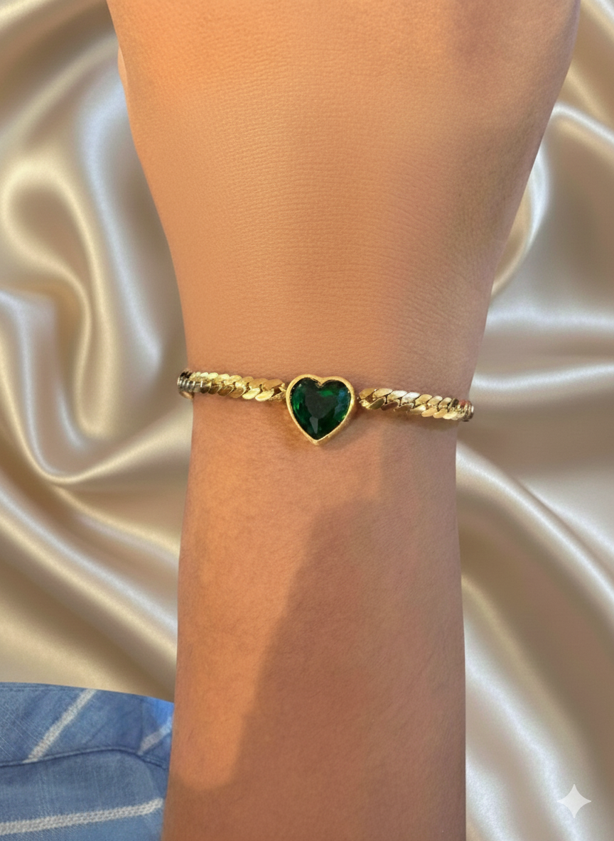 EXQUISITE GREENSTONE BRACELET