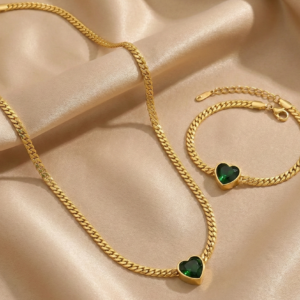 EXQUISITE GREENSTONE SET