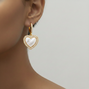 DANGLING HEART AD EARRING